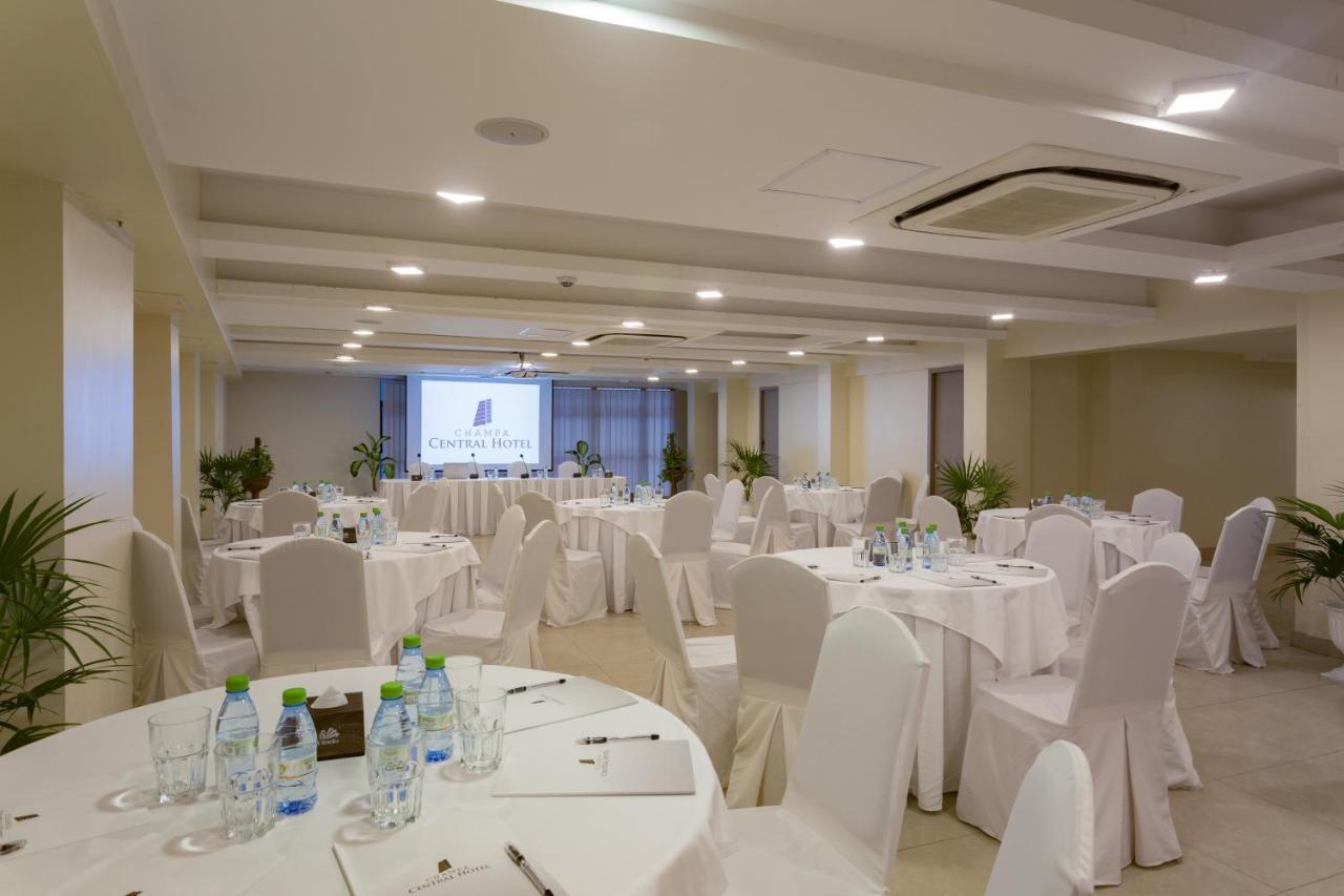 מאלה Champa Central Hotel מראה חיצוני תמונה